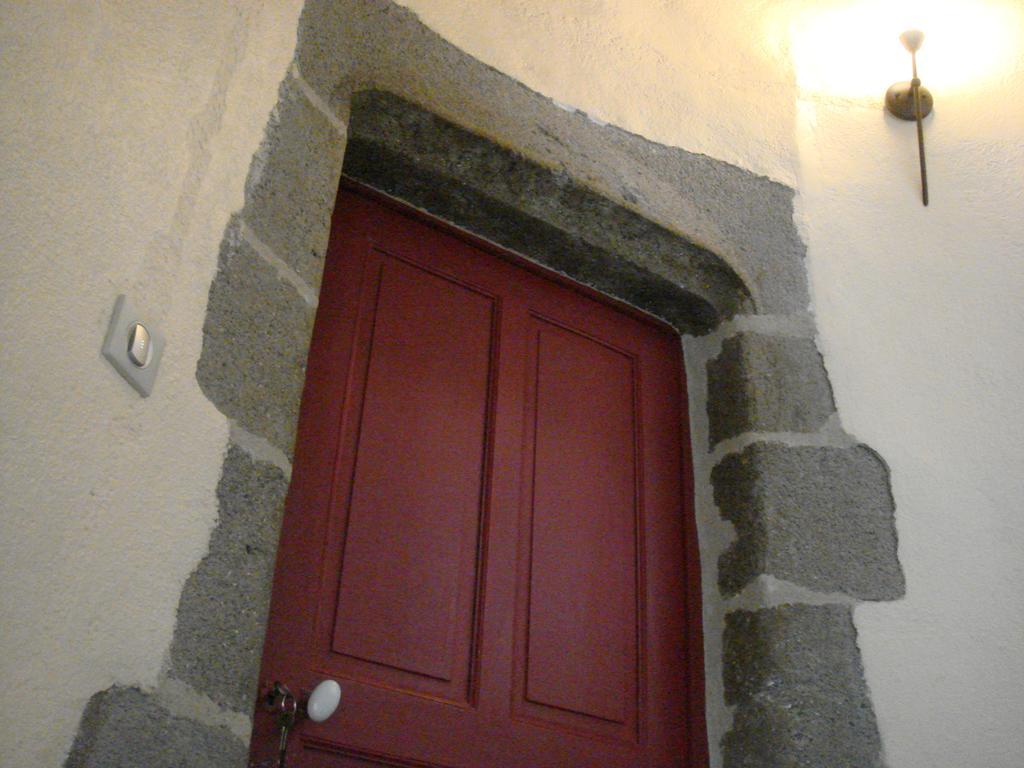 Отель La Maison De Justine Мюра Экстерьер фото